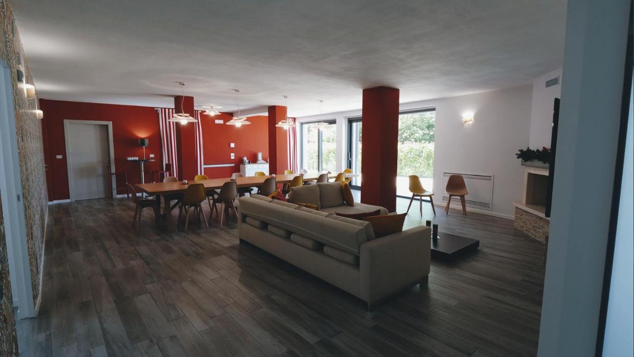 Villa Verna Agriresort フランカヴィッラ・アル・マーレ エクステリア 写真